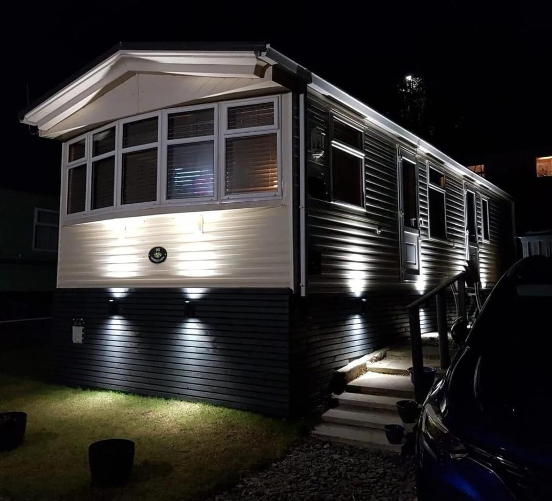 Wonderful 2 Bedroom Mobile Home Aberystwyth Kültér fotó